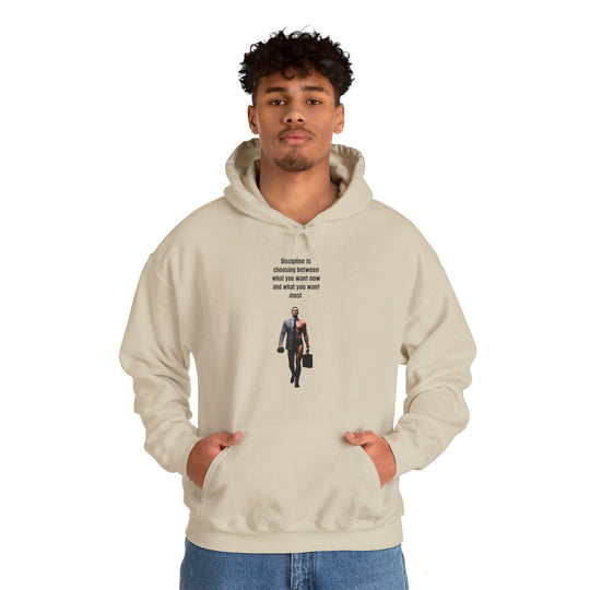 „Disziplin bedeutet, zwischen dem zu wählen, was man jetzt will und dem, was man am meisten will“ – Herren Hoodie