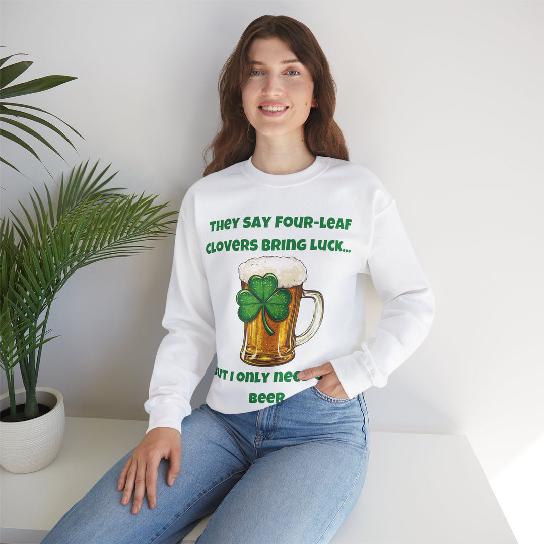 Lucky Beer Sweatshirt – St. Patrick's Day Spaß &amp; Festlichkeit